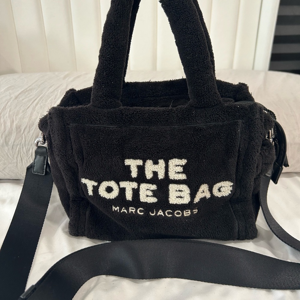 SOLD !!! Marc Jacob’s The Tote Terry small